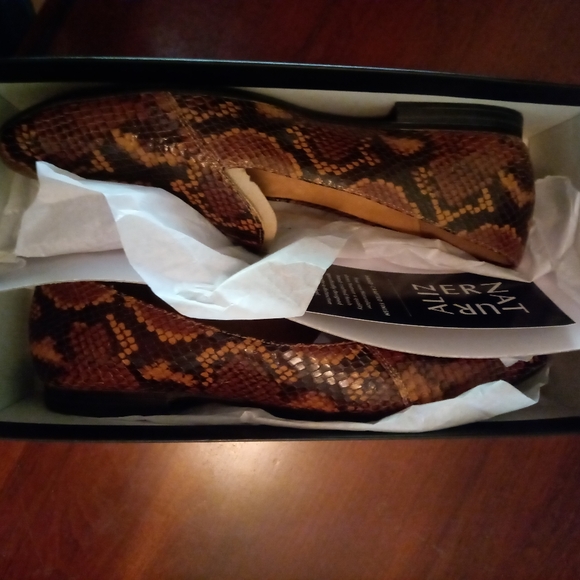 Naturalizer Emiline Loafers Snake Tan Brown Black Size 9.5 - Picture 9 of 10
